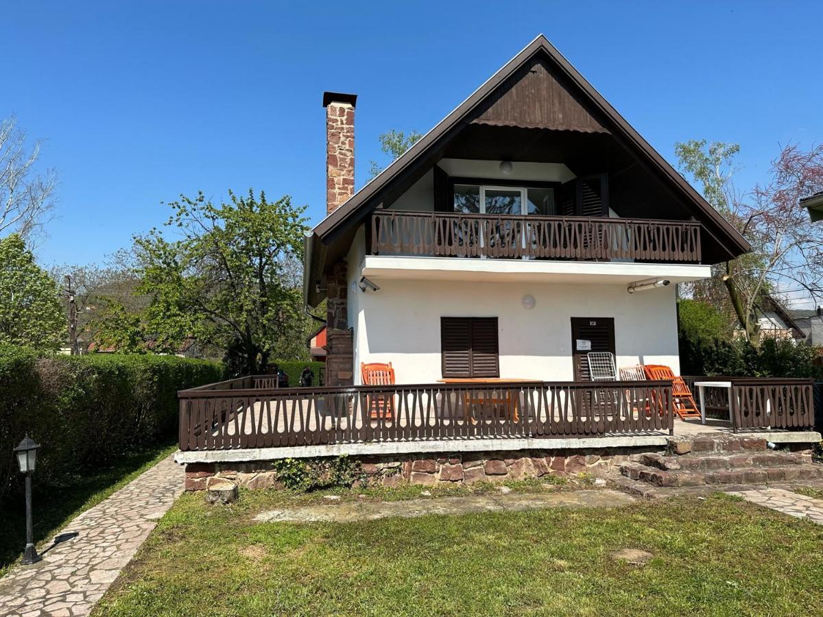 Hangulatos Balaton Parti Nyaralo Révfülöp エクステリア 写真